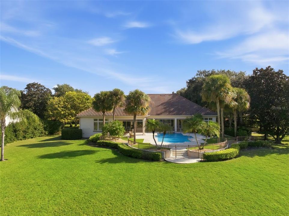 待售: $3,400,000 (6 贝兹, 6 浴室, 4988 平方英尺)