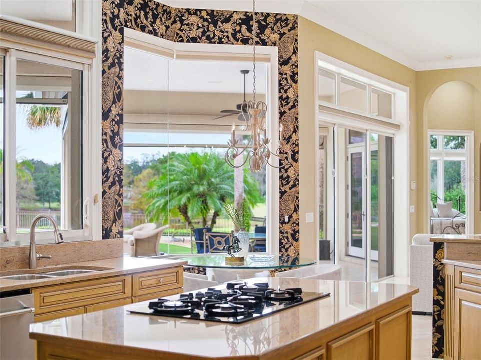 待售: $3,400,000 (6 贝兹, 6 浴室, 4988 平方英尺)