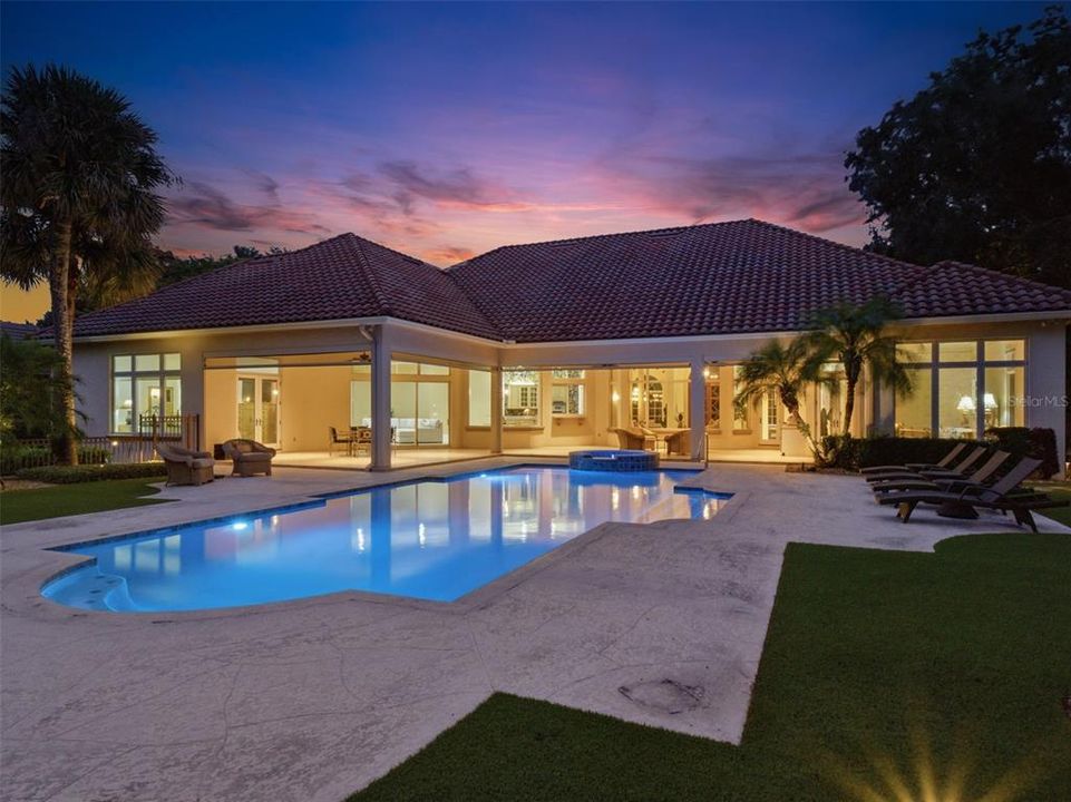 待售: $3,400,000 (6 贝兹, 6 浴室, 4988 平方英尺)