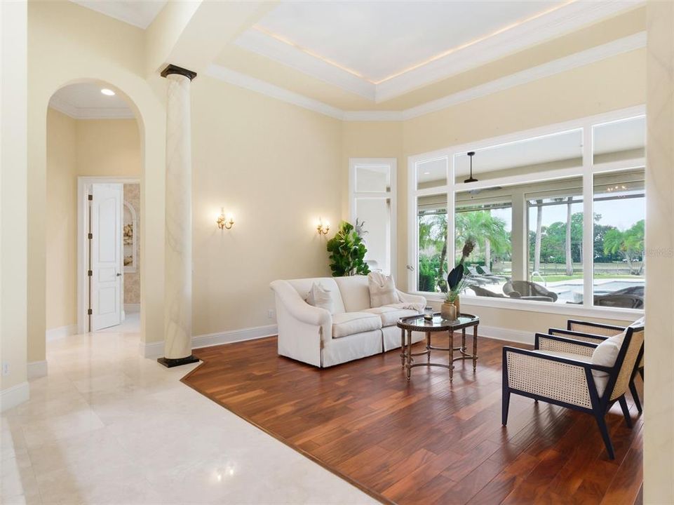 待售: $3,400,000 (6 贝兹, 6 浴室, 4988 平方英尺)