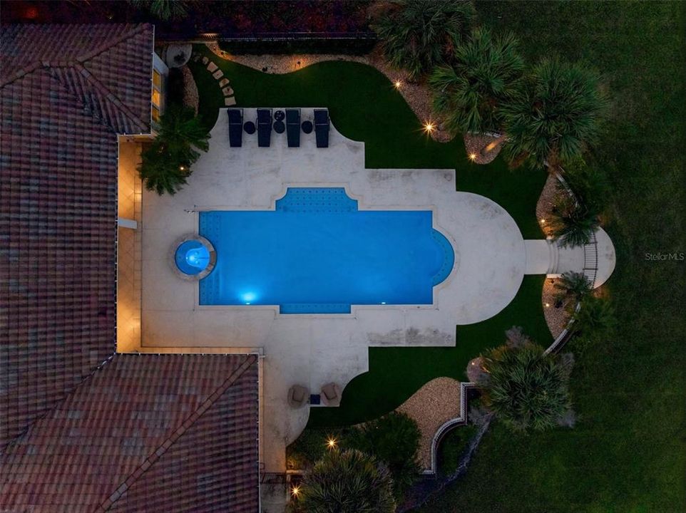 待售: $3,400,000 (6 贝兹, 6 浴室, 4988 平方英尺)