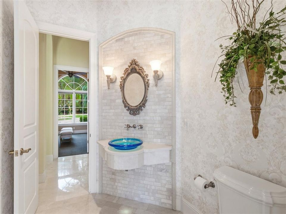 待售: $3,400,000 (6 贝兹, 6 浴室, 4988 平方英尺)