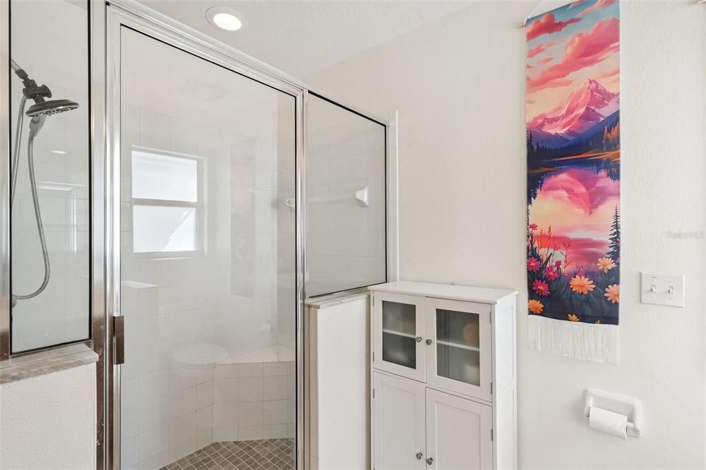 For Sale: $255,000 (2 beds, 2 baths, 1328 Square Feet)