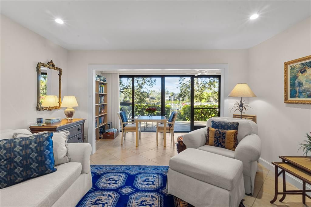 For Sale: $599,000 (3 beds, 3 baths, 1635 Square Feet)