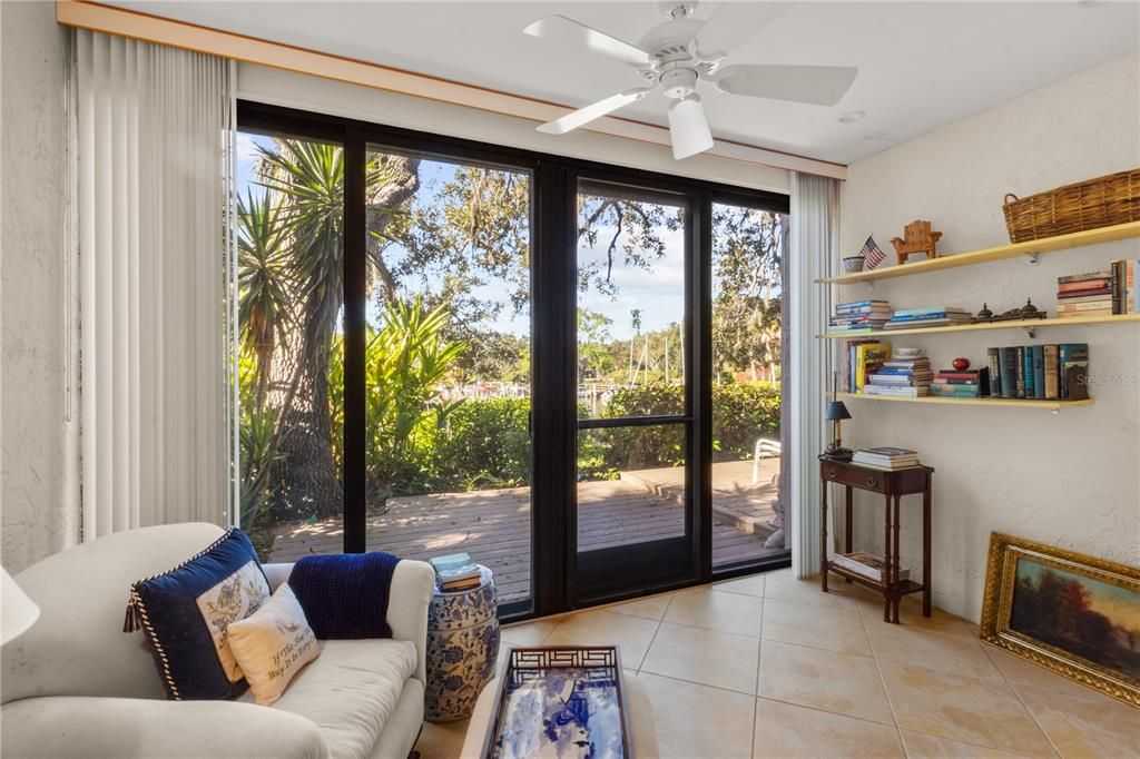 For Sale: $599,000 (3 beds, 3 baths, 1635 Square Feet)