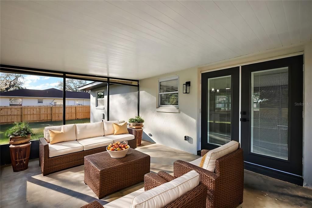 На продажу: $255,000 (3 спален, 2 ванн, 1293 Квадратных фут)