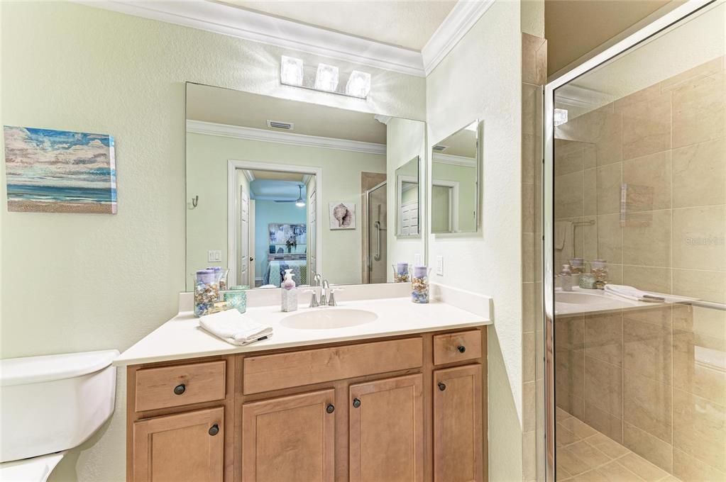 待售: $299,000 (2 贝兹, 2 浴室, 1156 平方英尺)