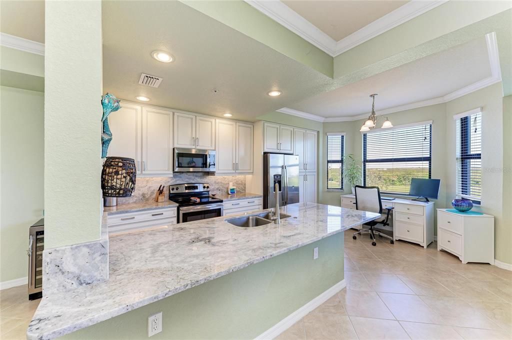 待售: $299,000 (2 贝兹, 2 浴室, 1156 平方英尺)