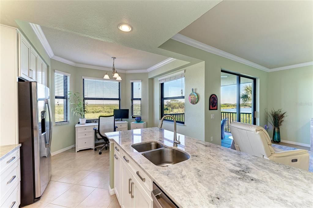 待售: $299,000 (2 贝兹, 2 浴室, 1156 平方英尺)