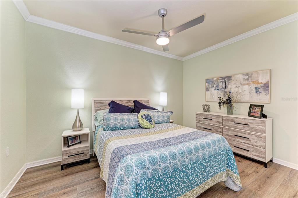 待售: $299,000 (2 贝兹, 2 浴室, 1156 平方英尺)