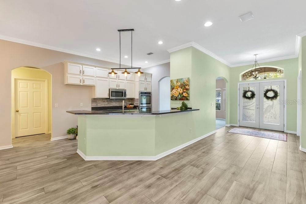 待售: $647,572 (4 贝兹, 3 浴室, 2426 平方英尺)