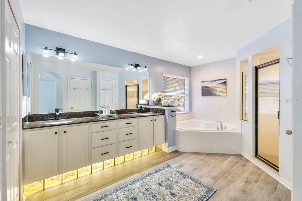 待售: $647,572 (4 贝兹, 3 浴室, 2426 平方英尺)