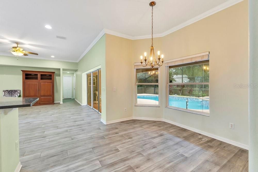 待售: $647,572 (4 贝兹, 3 浴室, 2426 平方英尺)