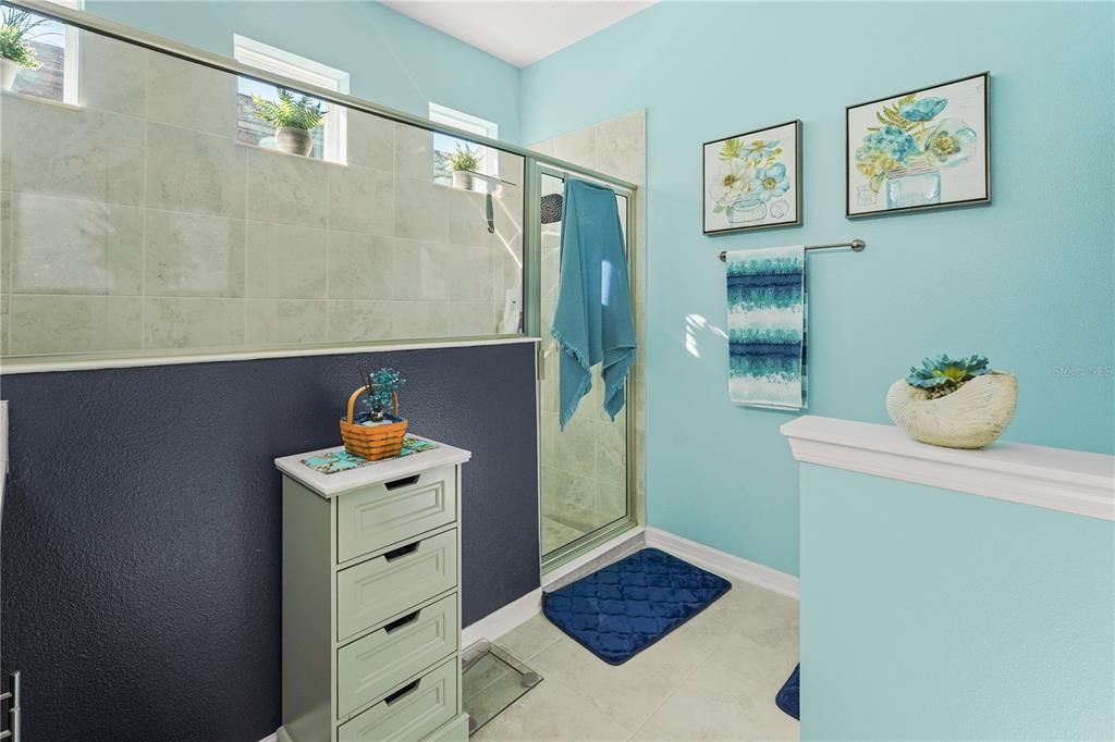 На продажу: $385,000 (3 спален, 2 ванн, 2090 Квадратных фут)