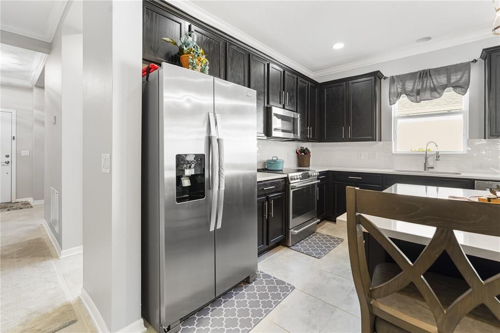 На продажу: $385,000 (3 спален, 2 ванн, 2090 Квадратных фут)