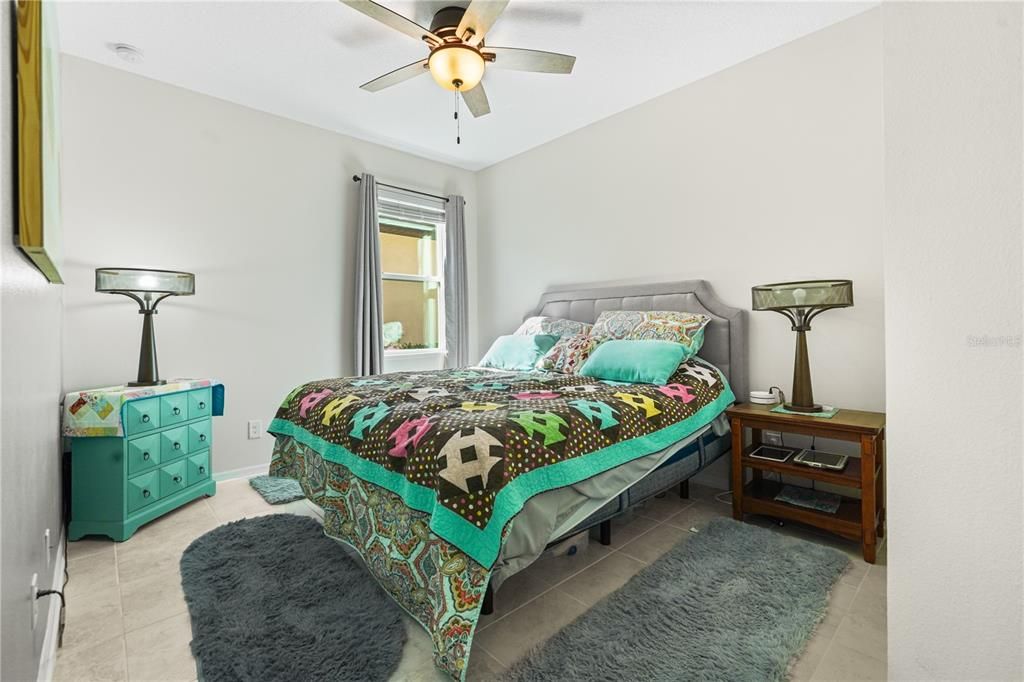 На продажу: $385,000 (3 спален, 2 ванн, 2090 Квадратных фут)