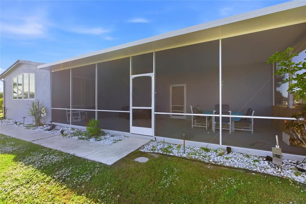 For Sale: $369,500 (3 beds, 2 baths, 1892 Square Feet)