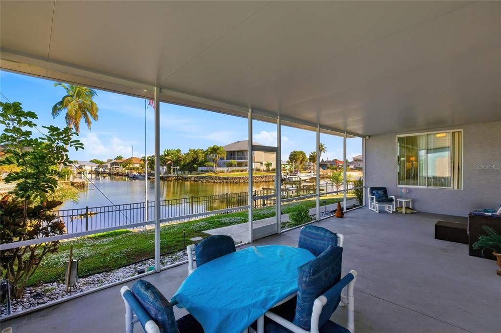 For Sale: $369,500 (3 beds, 2 baths, 1892 Square Feet)