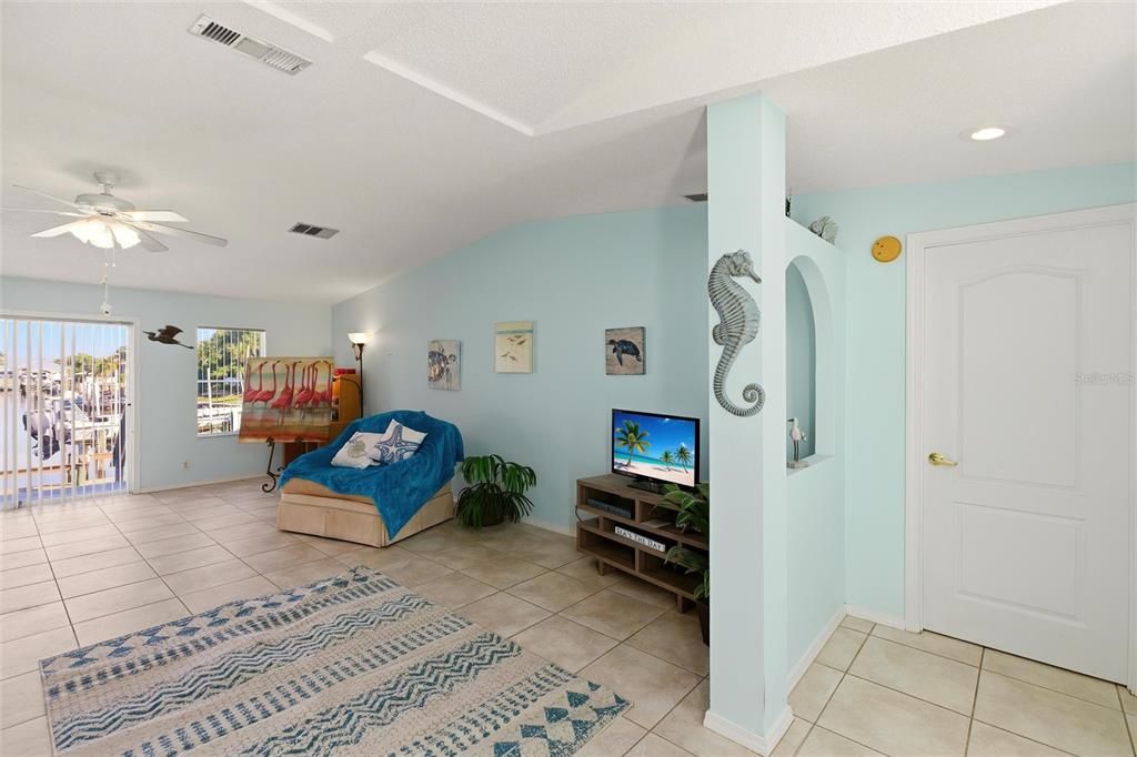 For Sale: $369,500 (3 beds, 2 baths, 1892 Square Feet)