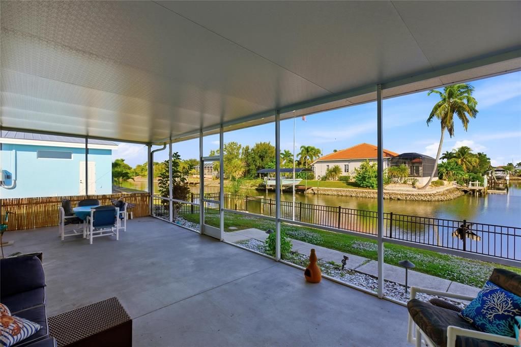 For Sale: $369,500 (3 beds, 2 baths, 1892 Square Feet)