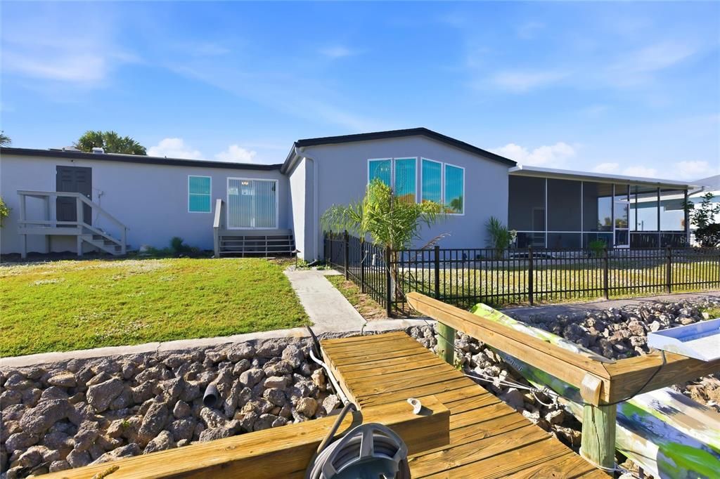 For Sale: $369,500 (3 beds, 2 baths, 1892 Square Feet)