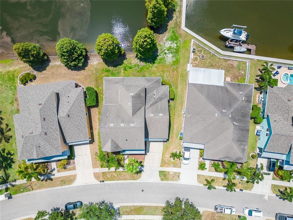 En Venta: $649,000 (4 camas, 3 baños, 3772 Pies cuadrados)