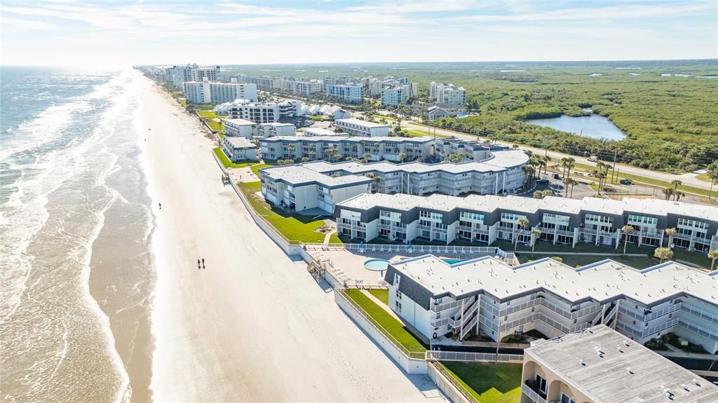 待售: $565,000 (2 贝兹, 2 浴室, 1033 平方英尺)