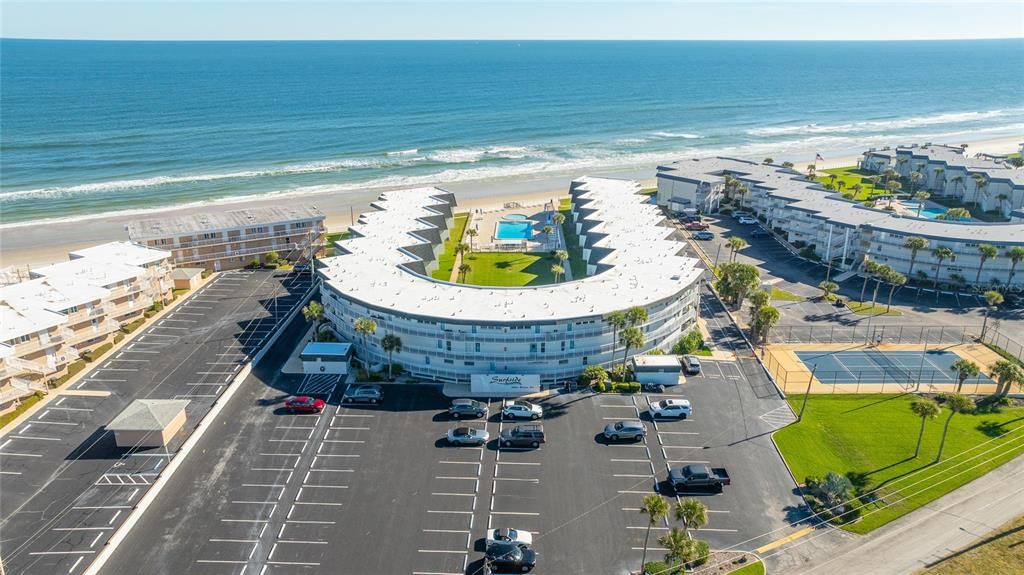 待售: $565,000 (2 贝兹, 2 浴室, 1033 平方英尺)