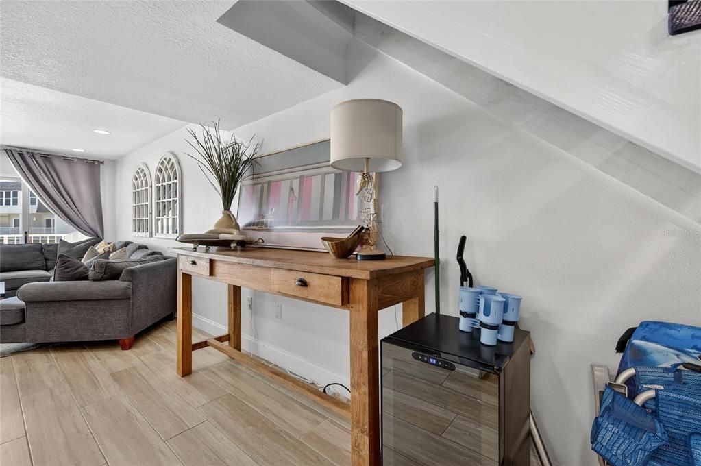 待售: $565,000 (2 贝兹, 2 浴室, 1033 平方英尺)