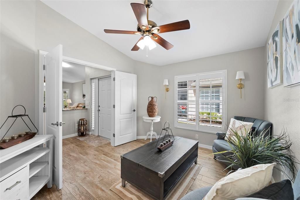 На продажу: $329,000 (2 спален, 2 ванн, 1477 Квадратных фут)