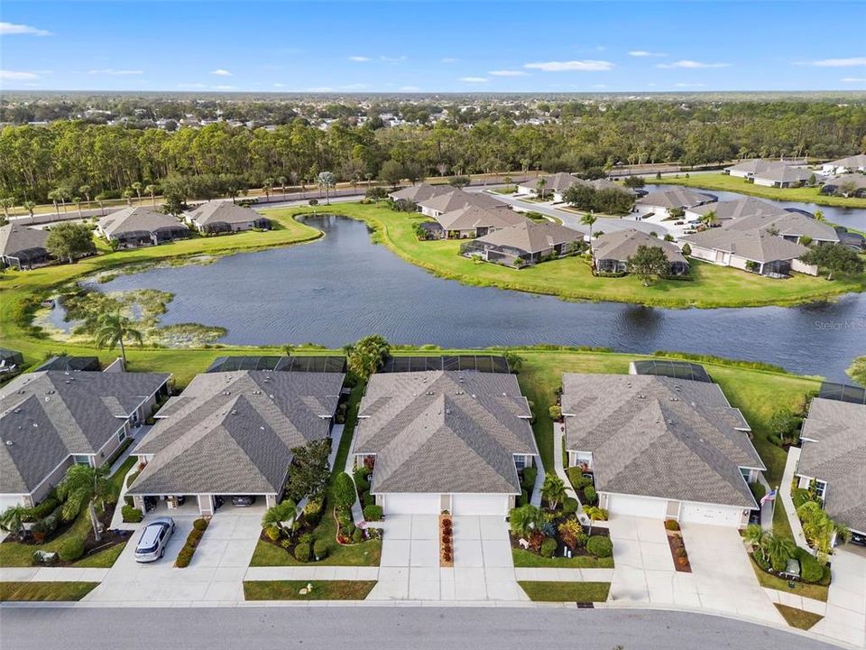 На продажу: $329,000 (2 спален, 2 ванн, 1477 Квадратных фут)