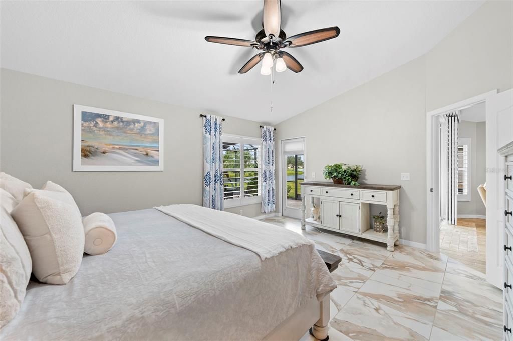 На продажу: $329,000 (2 спален, 2 ванн, 1477 Квадратных фут)