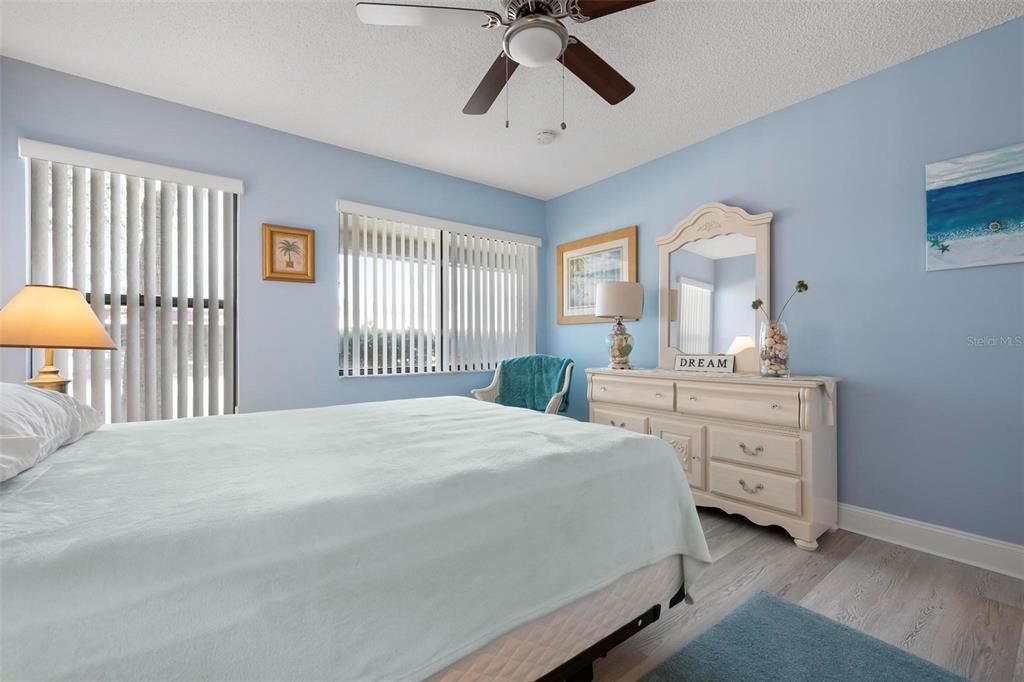 En Venta: $599,000 (3 camas, 2 baños, 1578 Pies cuadrados)