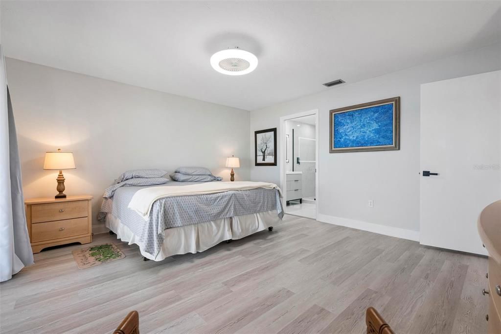 En Venta: $599,000 (3 camas, 2 baños, 1578 Pies cuadrados)