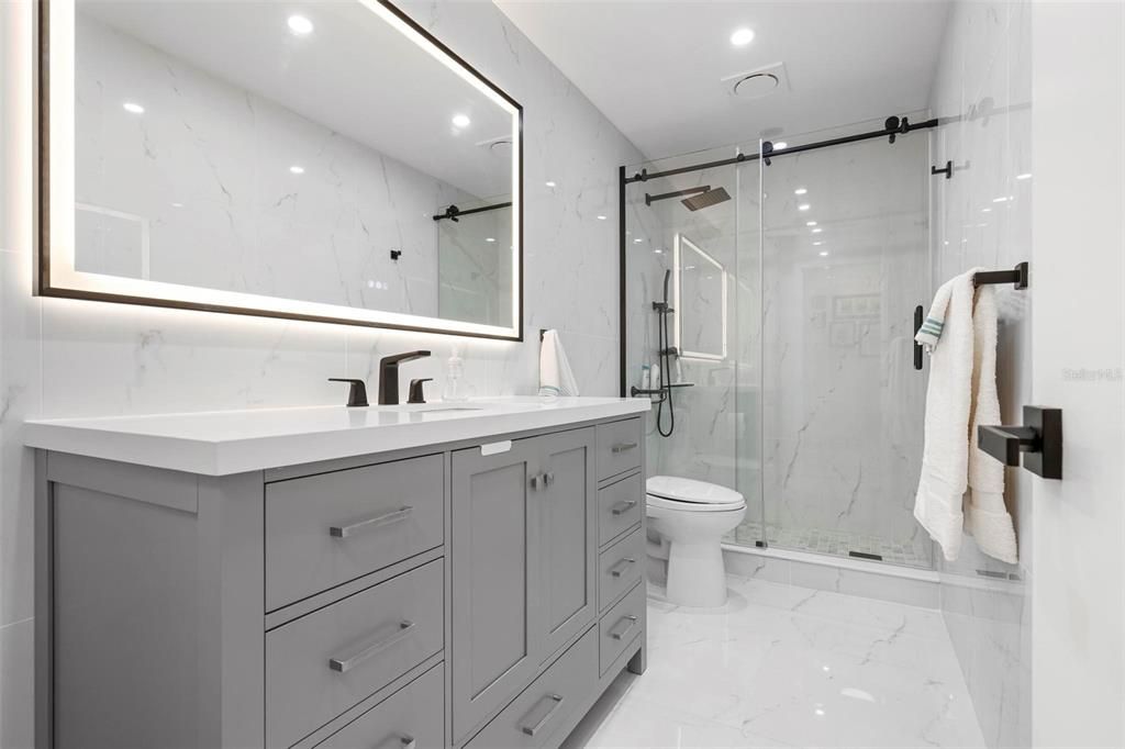 En Venta: $599,000 (3 camas, 2 baños, 1578 Pies cuadrados)