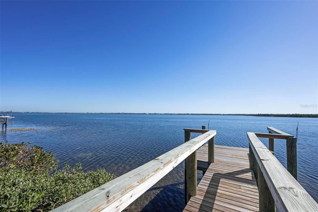 En Venta: $599,000 (3 camas, 2 baños, 1578 Pies cuadrados)