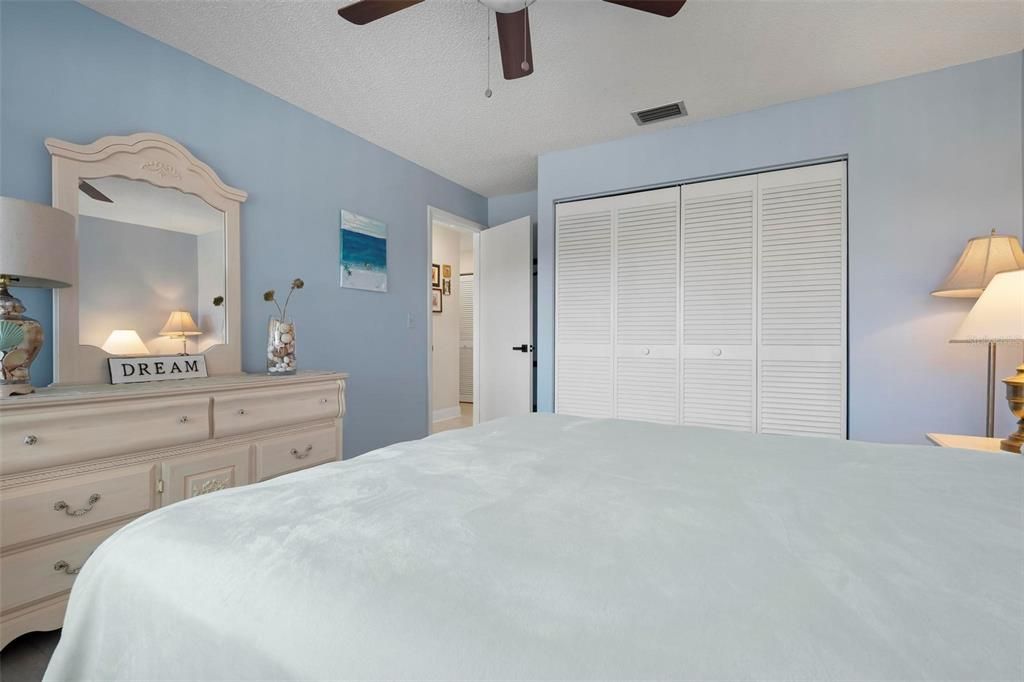 En Venta: $599,000 (3 camas, 2 baños, 1578 Pies cuadrados)