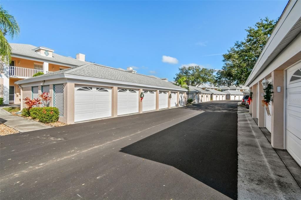 На продажу: $259,000 (2 спален, 2 ванн, 1193 Квадратных фут)