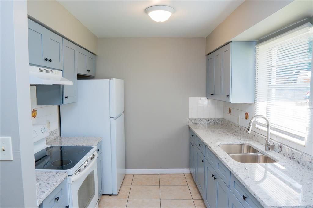 En Renta: $1,525 (3 camas, 2 baños, 1008 Pies cuadrados)