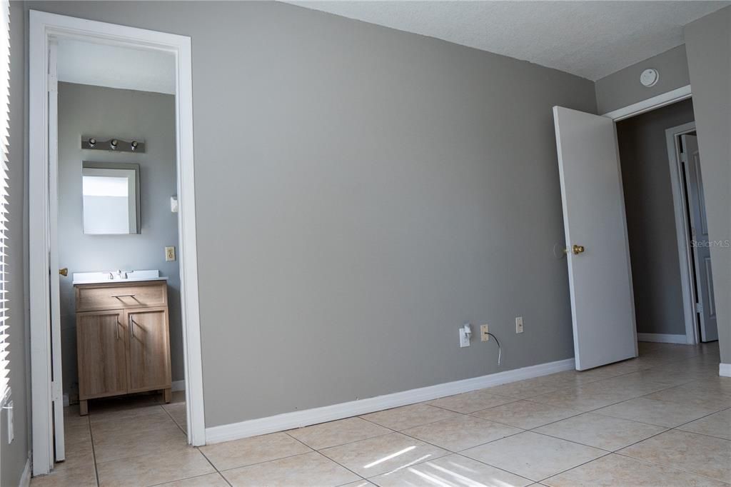 En Renta: $1,525 (3 camas, 2 baños, 1008 Pies cuadrados)