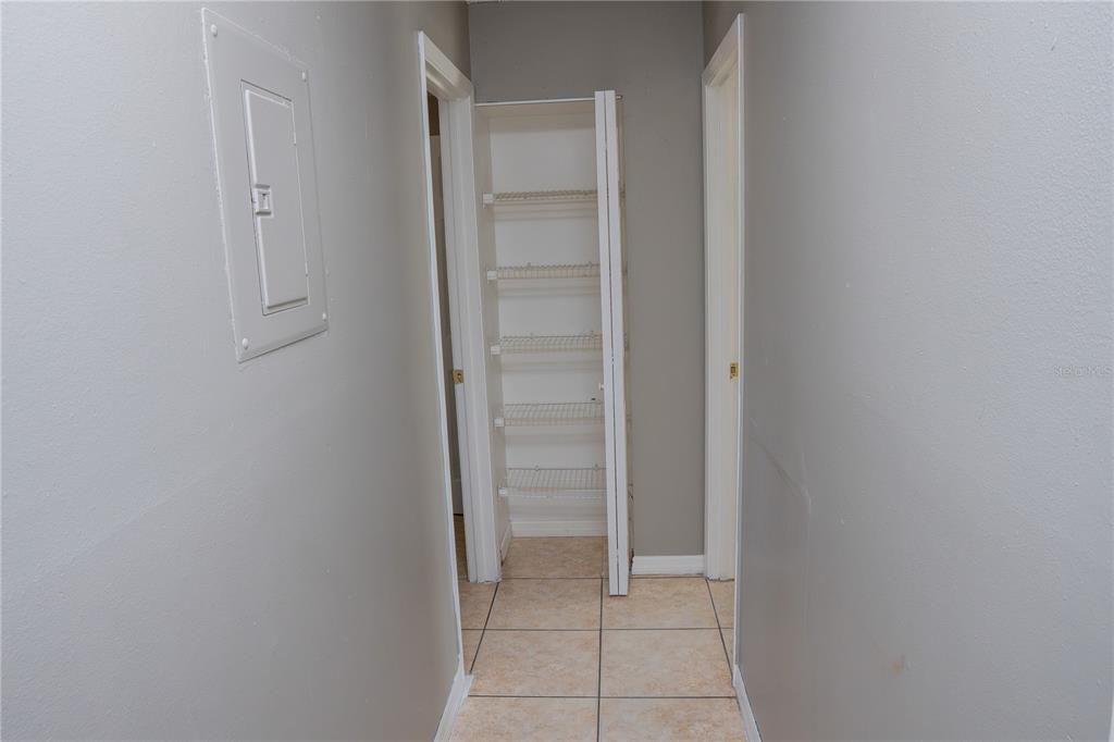 En Renta: $1,525 (3 camas, 2 baños, 1008 Pies cuadrados)