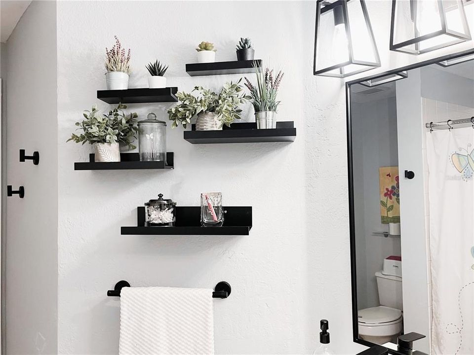 待售: $219,900 (2 贝兹, 2 浴室, 1289 平方英尺)