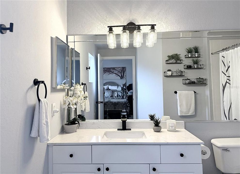 待售: $219,900 (2 贝兹, 2 浴室, 1289 平方英尺)