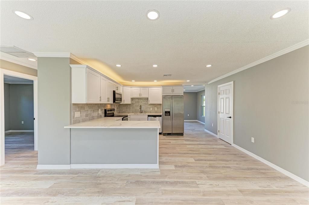 En Venta: $324,900 (2 camas, 2 baños, 1160 Pies cuadrados)