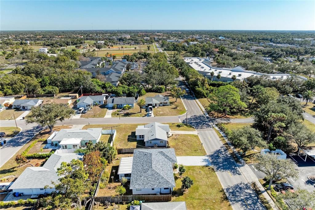 En Venta: $324,900 (2 camas, 2 baños, 1160 Pies cuadrados)