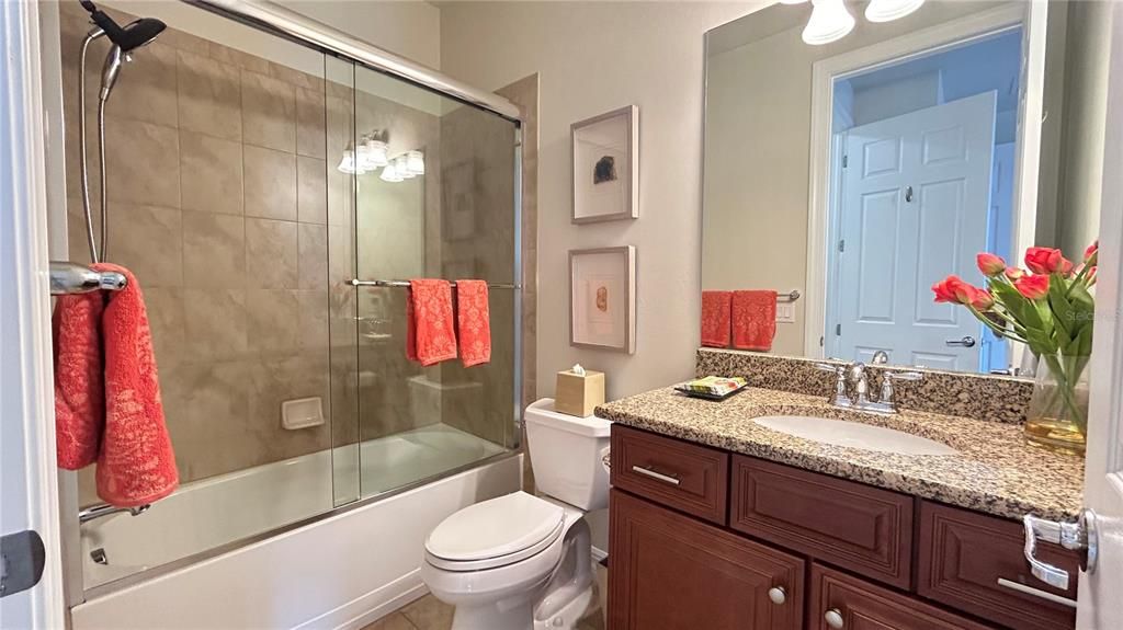 В аренду: $6,500 (3 спален, 3 ванн, 2489 Квадратных фут)