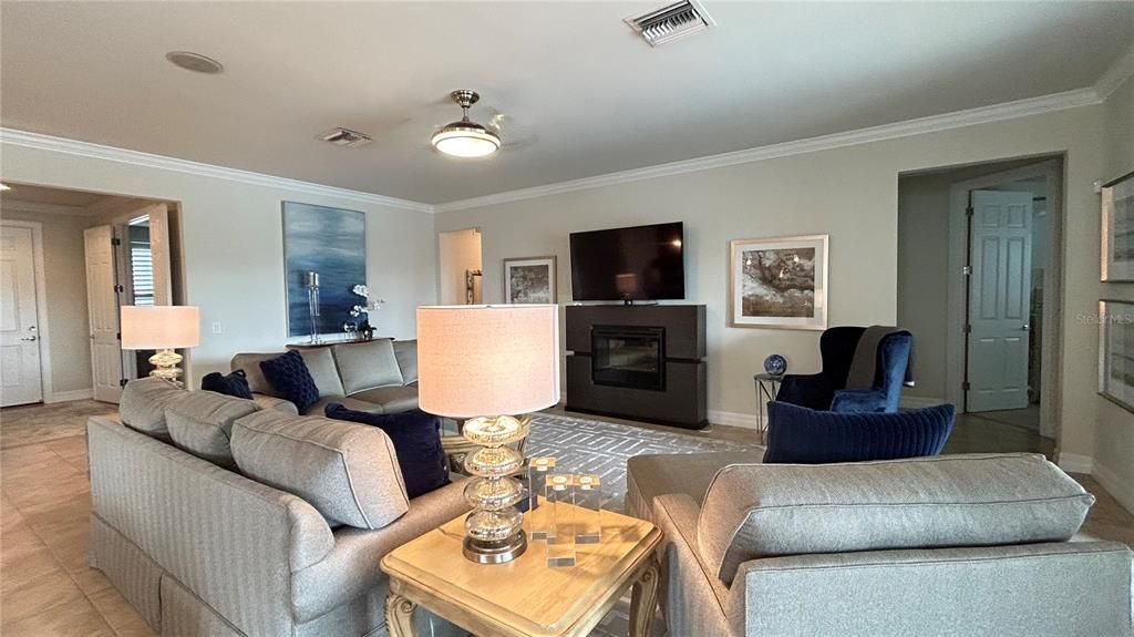 В аренду: $6,500 (3 спален, 3 ванн, 2489 Квадратных фут)