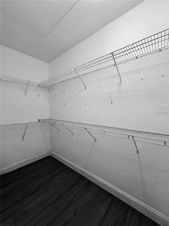 For Rent: $1,975 (2 beds, 2 baths, 1182 Square Feet)