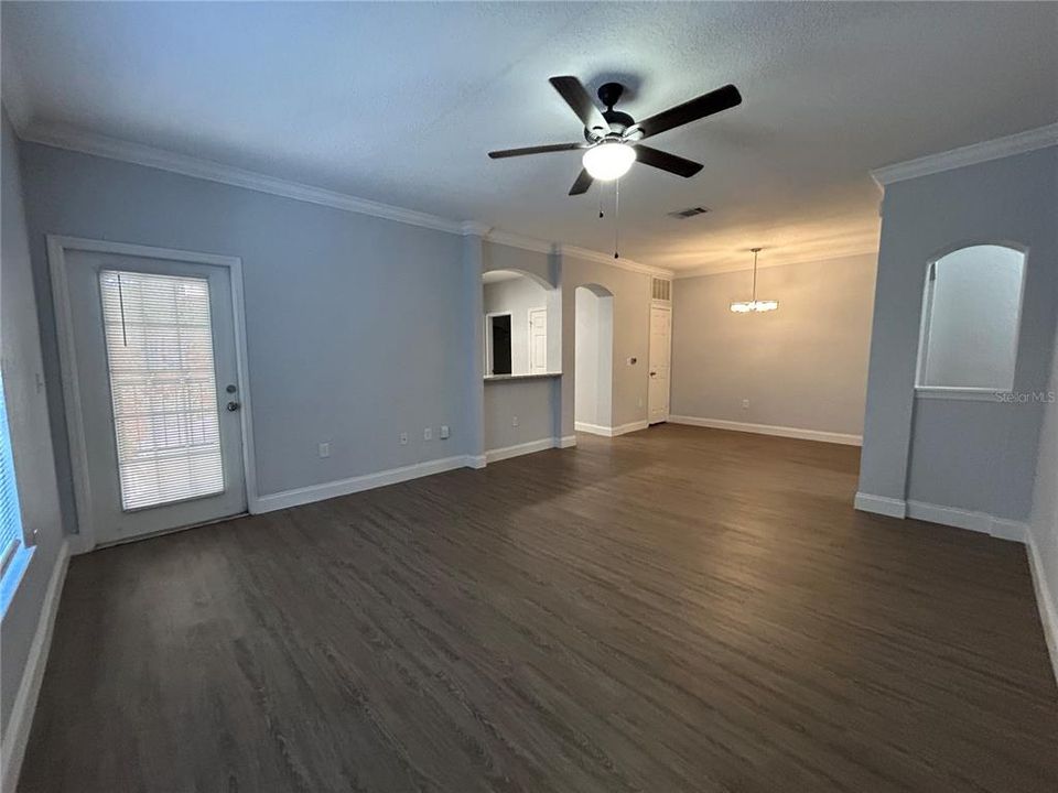 For Rent: $1,975 (2 beds, 2 baths, 1182 Square Feet)