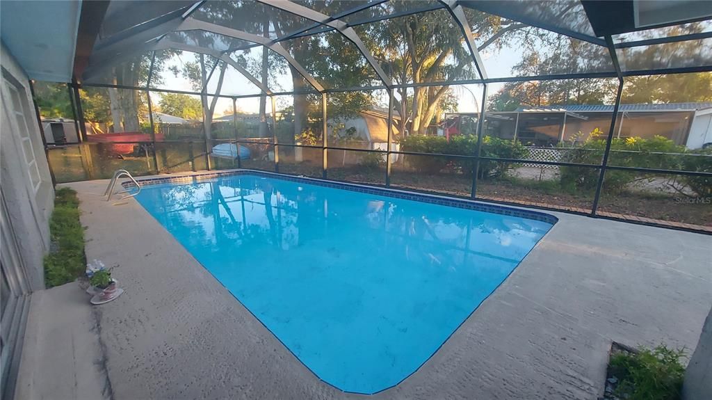 En Renta: $2,900 (3 camas, 2 baños, 2142 Pies cuadrados)